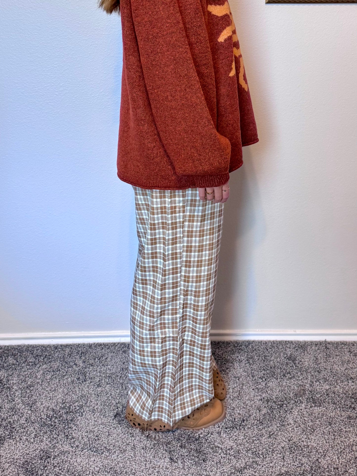 Eyelet Trim Plaid Pants