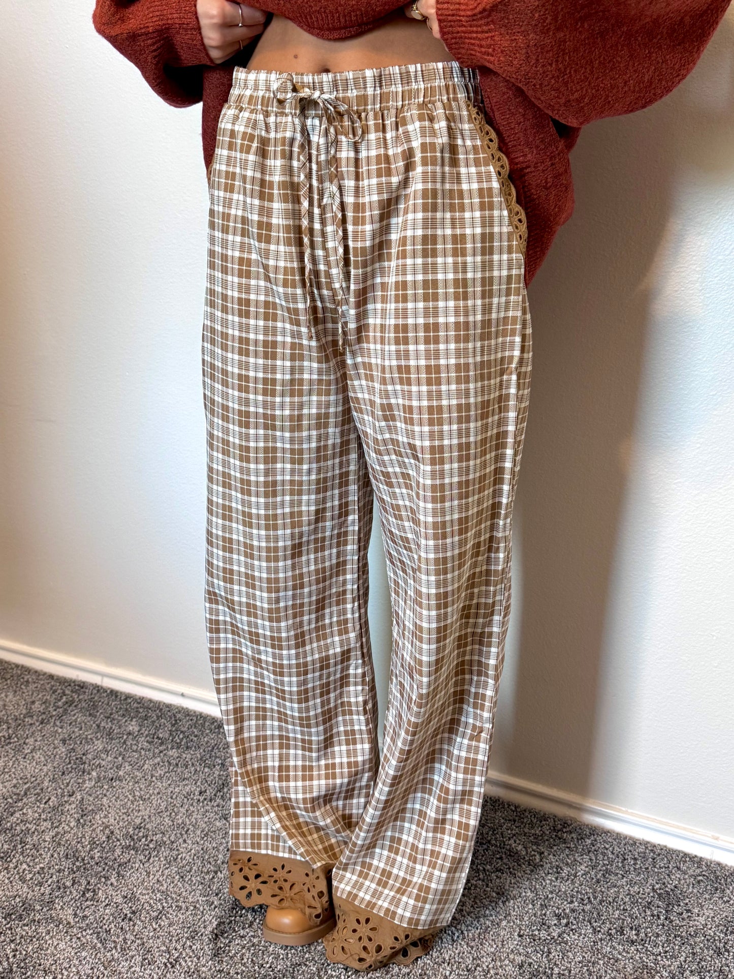 Eyelet Trim Plaid Pants