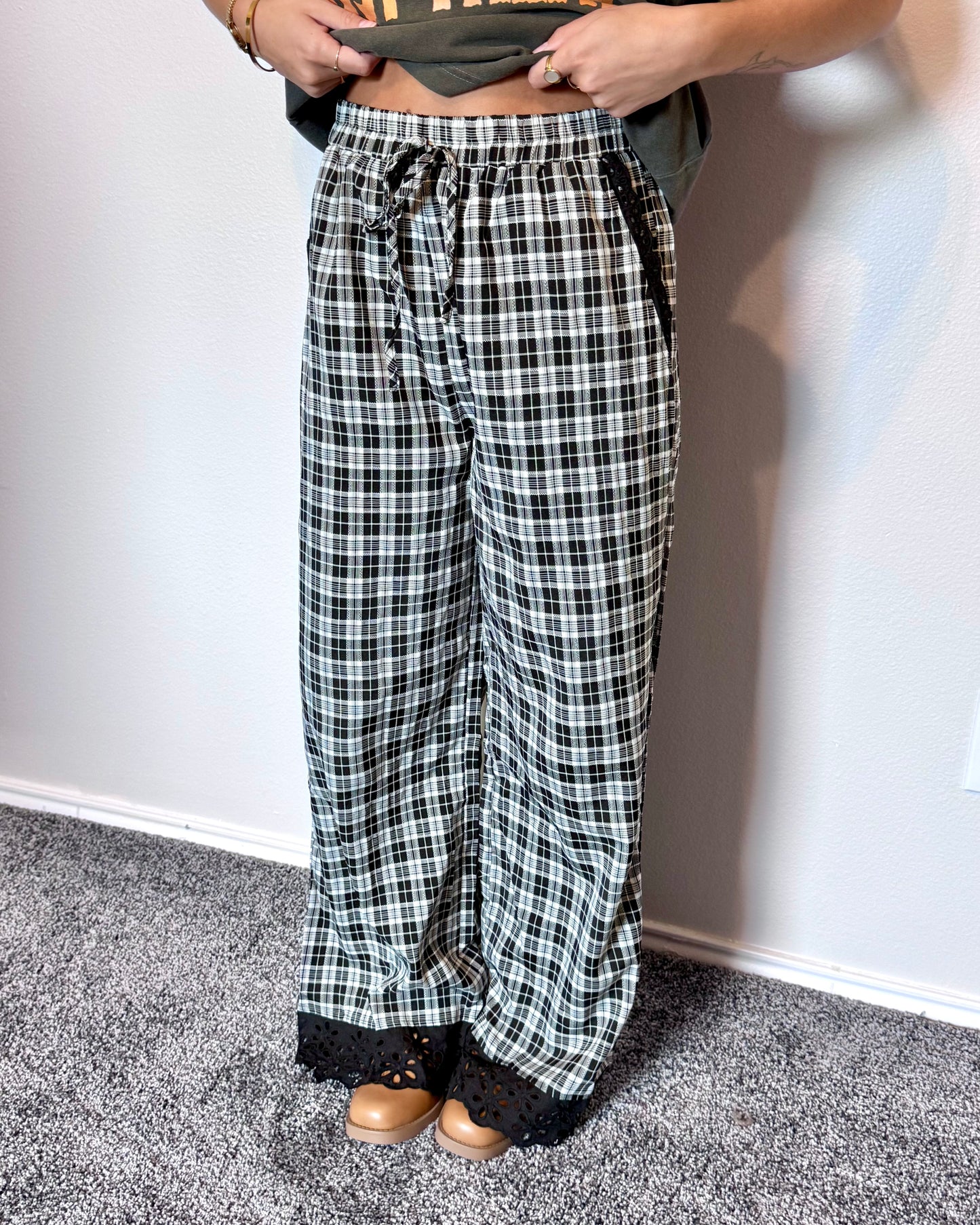Eyelet Trim Plaid Pants