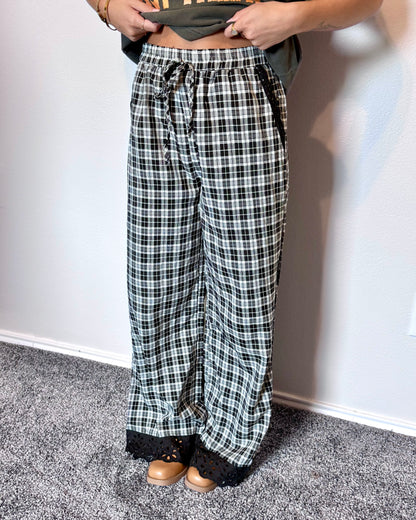 Eyelet Trim Plaid Pants
