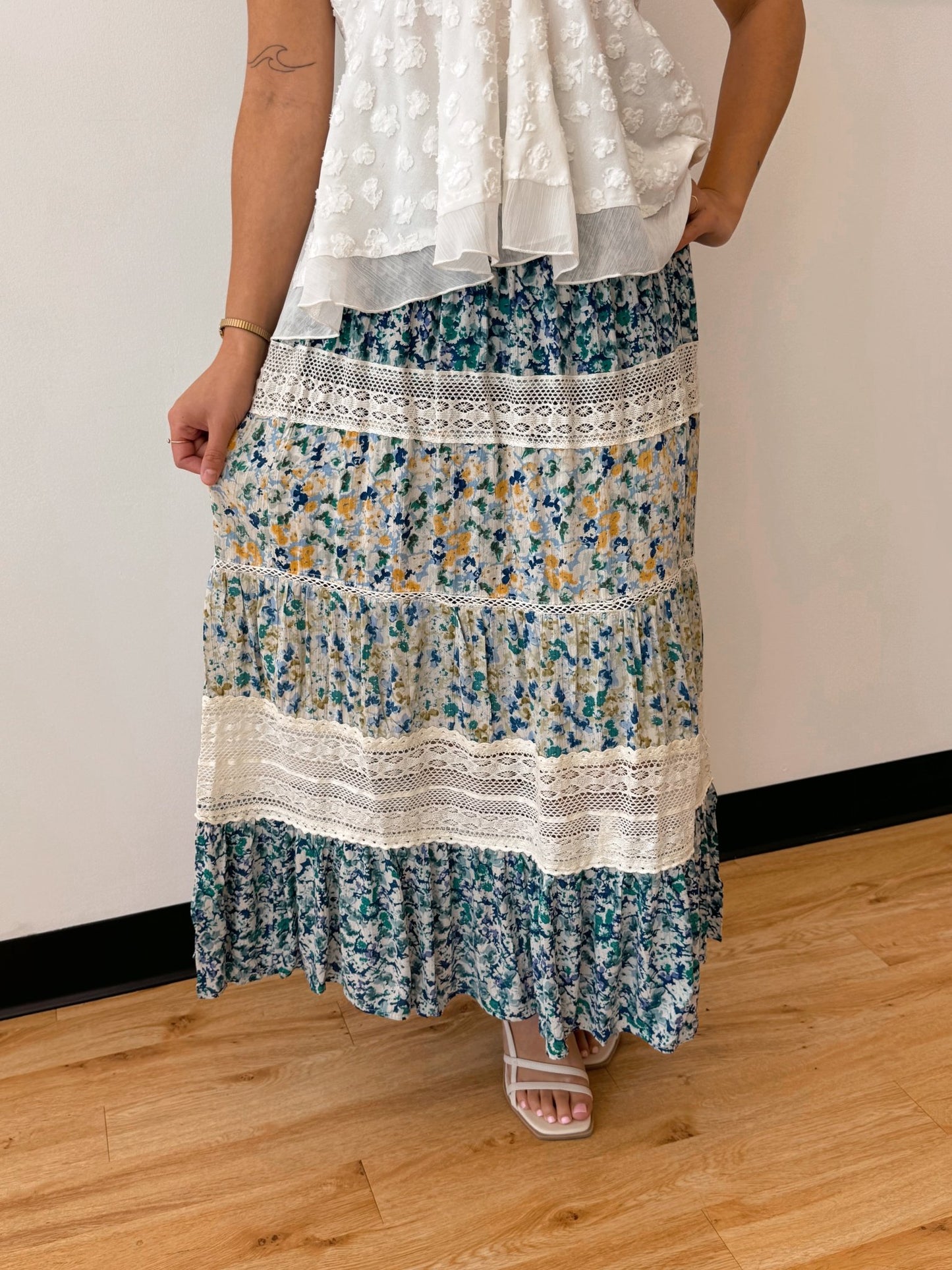 Tiered Lace & Floral Skirt Skirt