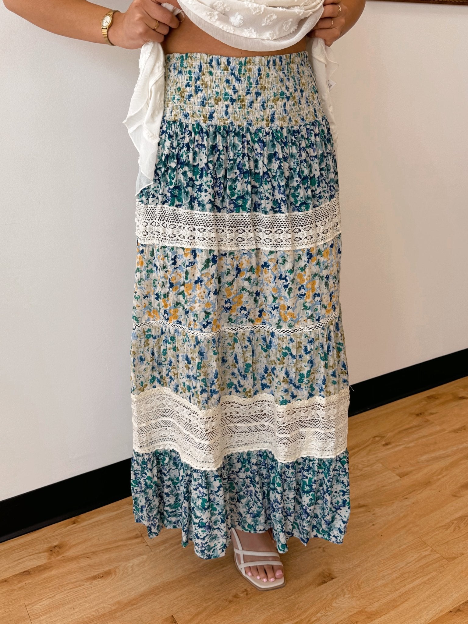 Tiered Lace & Floral Skirt Skirt